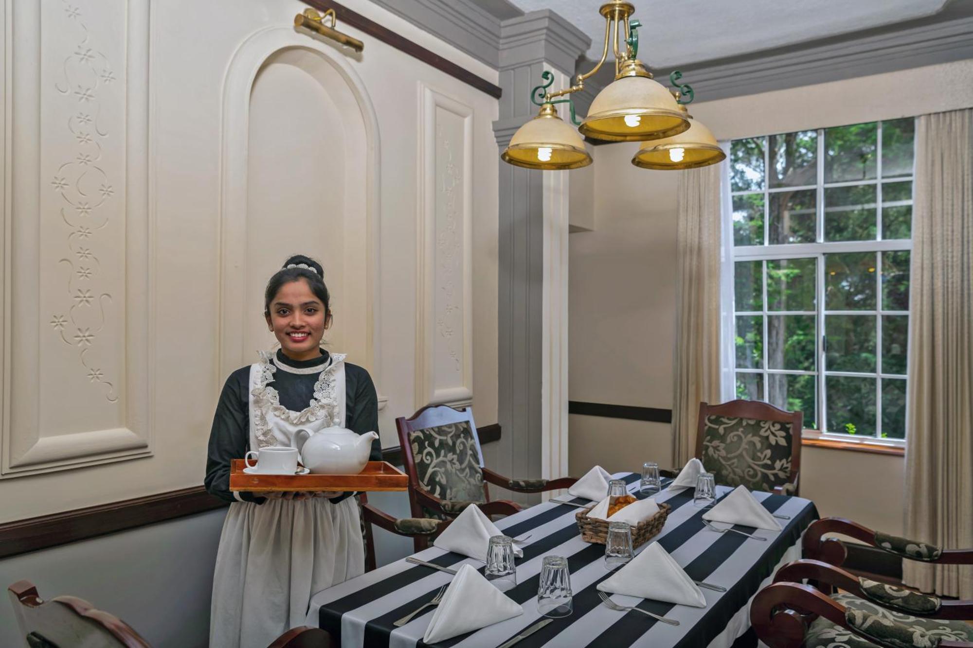 The Grand Hotel - Heritage Grand Nuwara Eliya Exterior foto