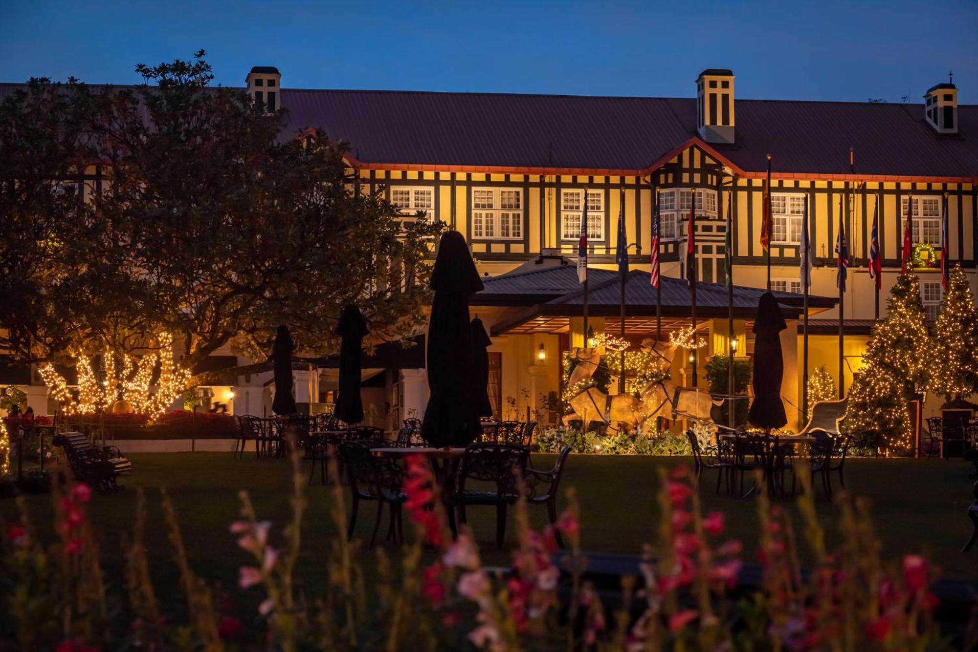 The Grand Hotel - Heritage Grand Nuwara Eliya Exterior foto